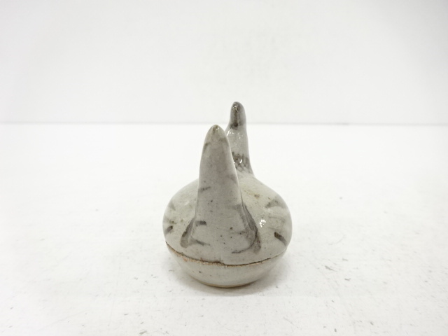  唐津焼　中里忠夫造　干支酉　香合